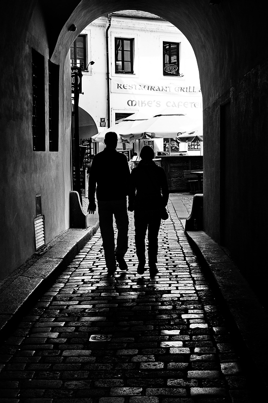 photo "Проезд и пара" tags: black&white, Prag, Prague, Praha