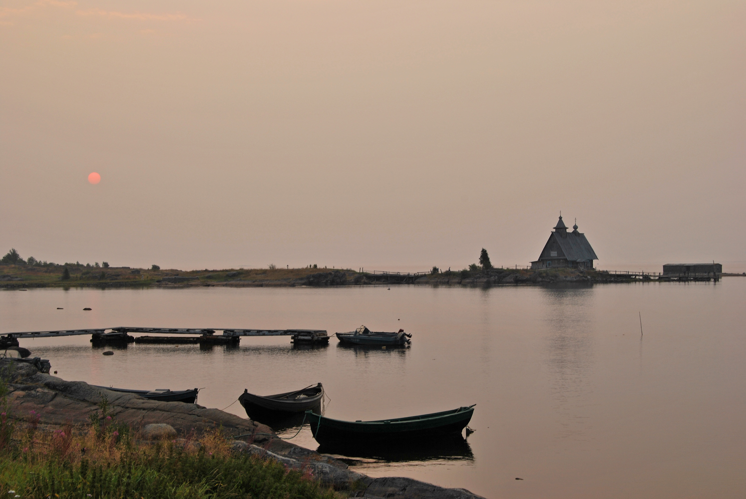 photo "***" tags: landscape, boats, morning, sunrise, Кемь, часовня