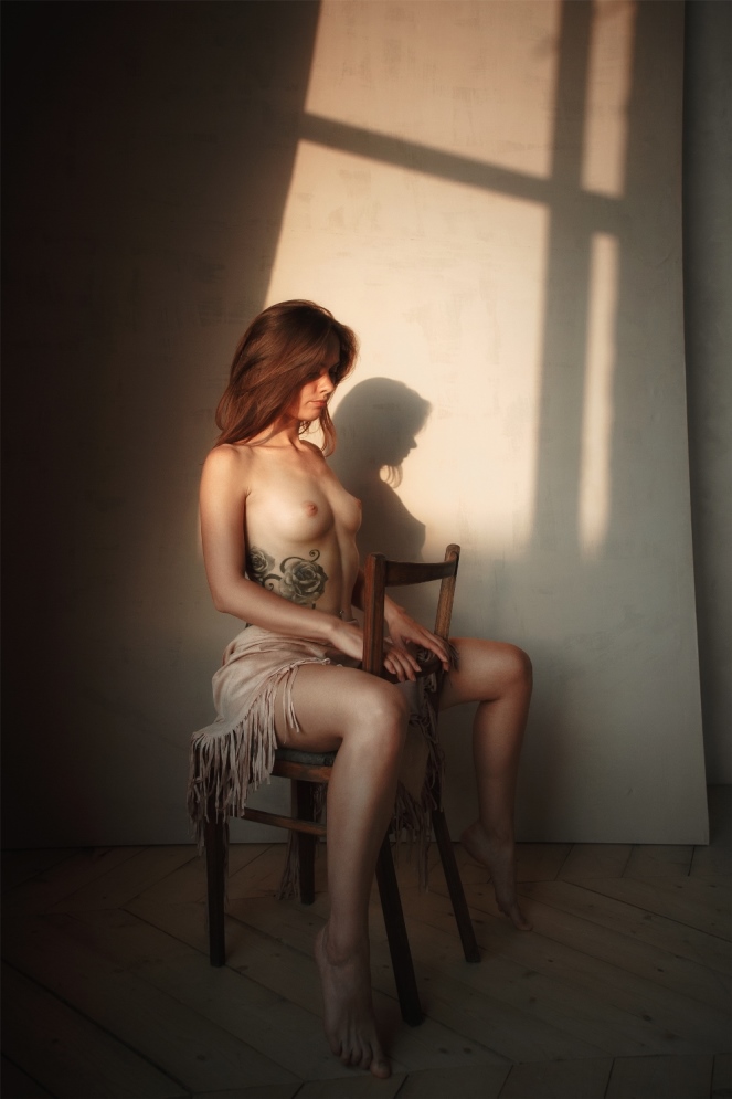 photo "Firefly" tags: nude, portrait, Portrait, Russia, breast, evening, evening, girl, light, light, loneliness, naked, nude, shadow, silence, sun, sun, tattoo, голая, грудь, одиночество, татуировка, тишина