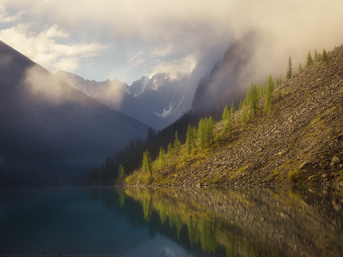 photo "***" tags: landscape, travel, nature, fog, lake, morning, mountains, Алтай, Восход, северо-чуйский, хребет, шавлинское