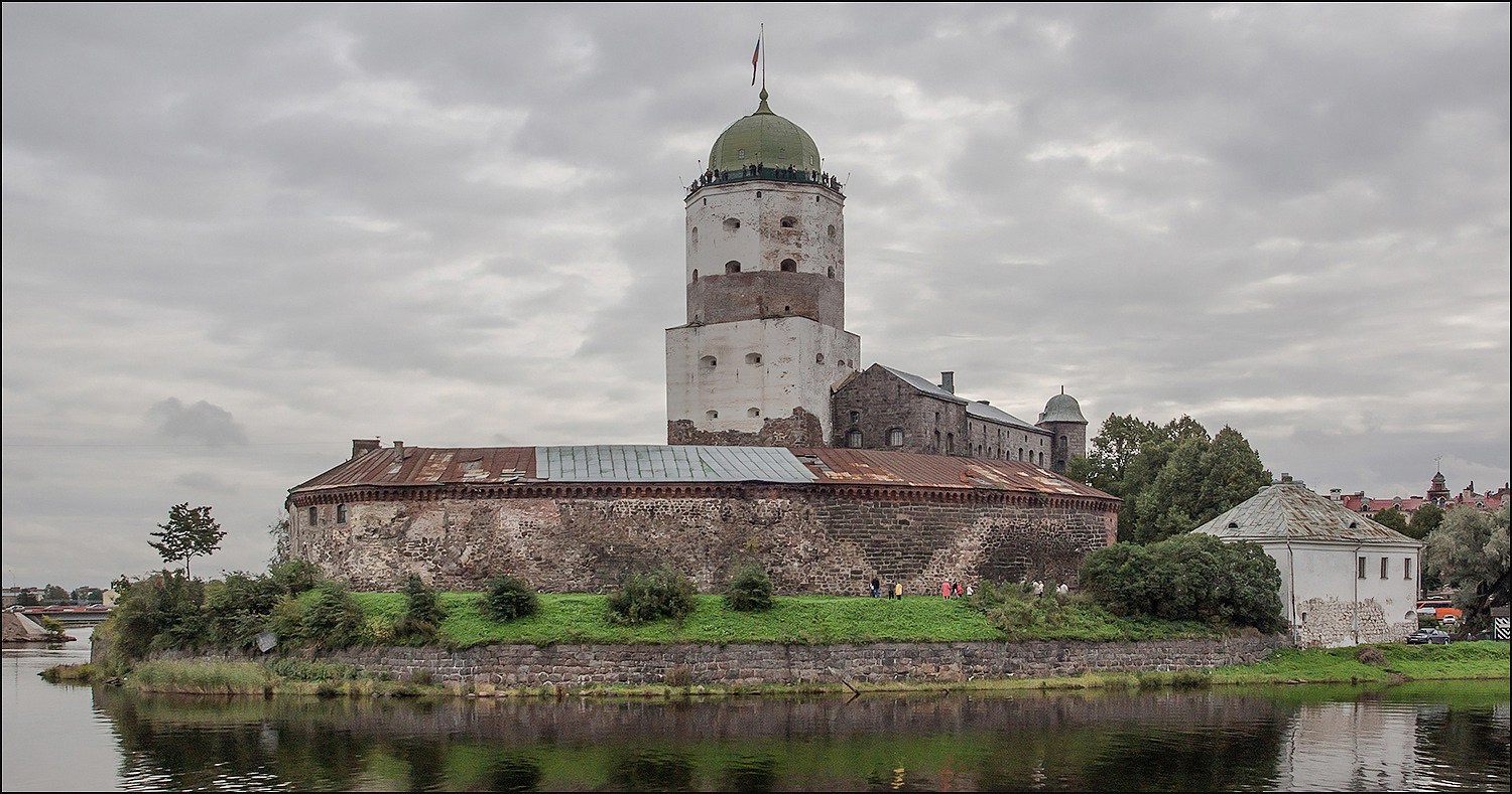 фото "* * *" метки: путешествия, Выборг, замок, осень