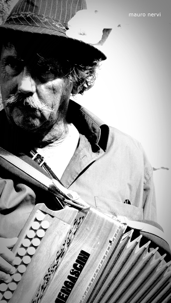 фото "street musician" метки: черно-белые, 