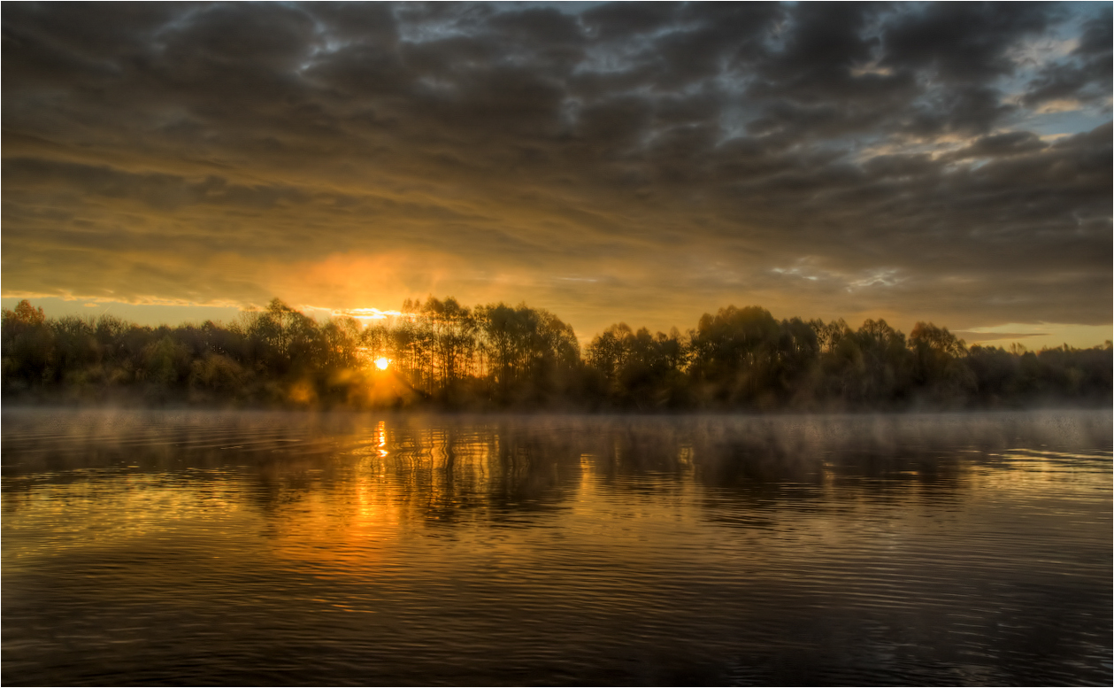 фото "Рассвет." метки: пейзаж, вода, облака, осень