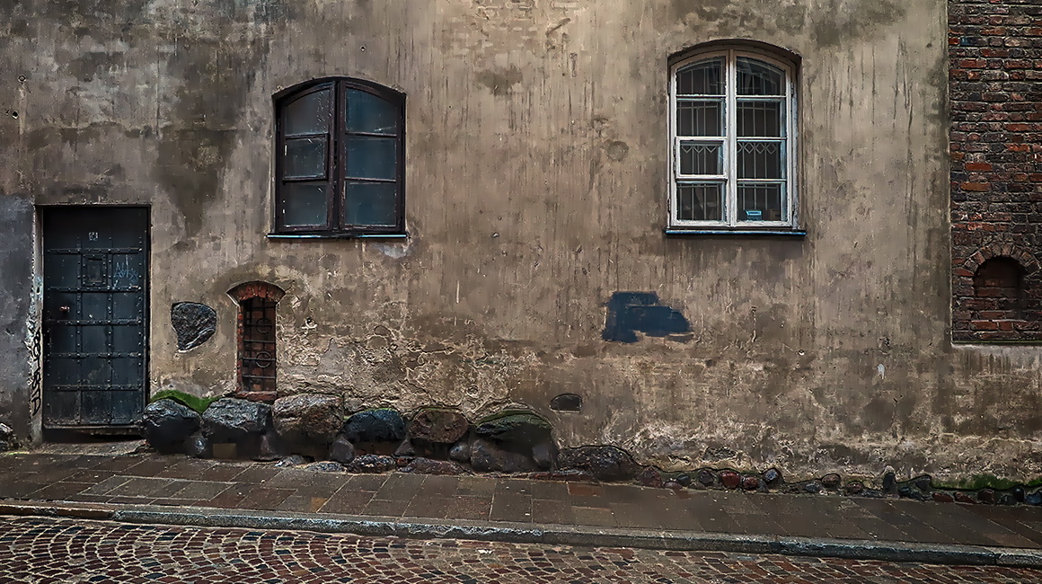 photo "The old house" tags: city, 