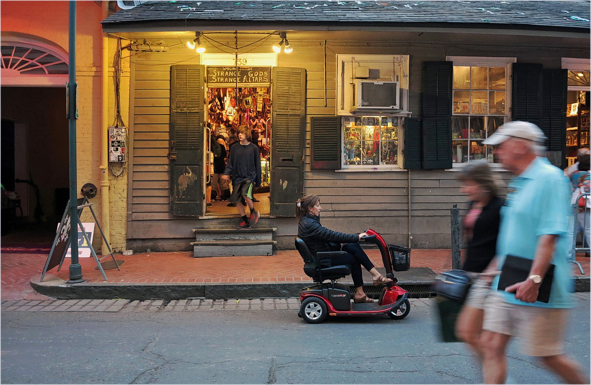 photo "Bourbon street" tags: street, 