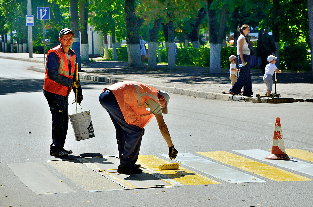 photo "***" tags: street, 