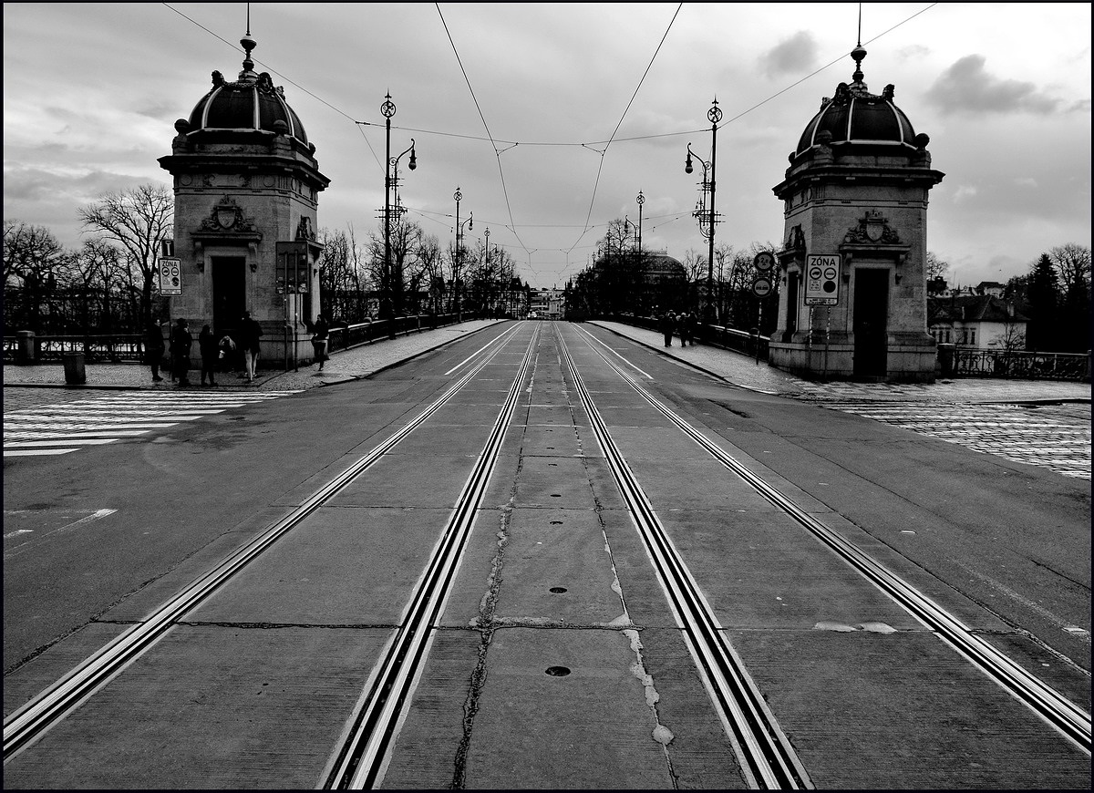 фото "Мост и трамвайные пути" метки: черно-белые, Prag, Praha, Прага