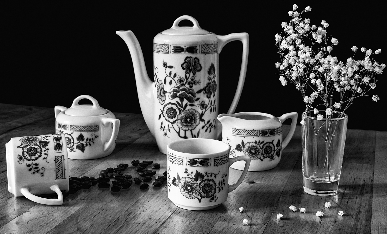 photo "***" tags: still life, black&white, bw, Кофе, чашка