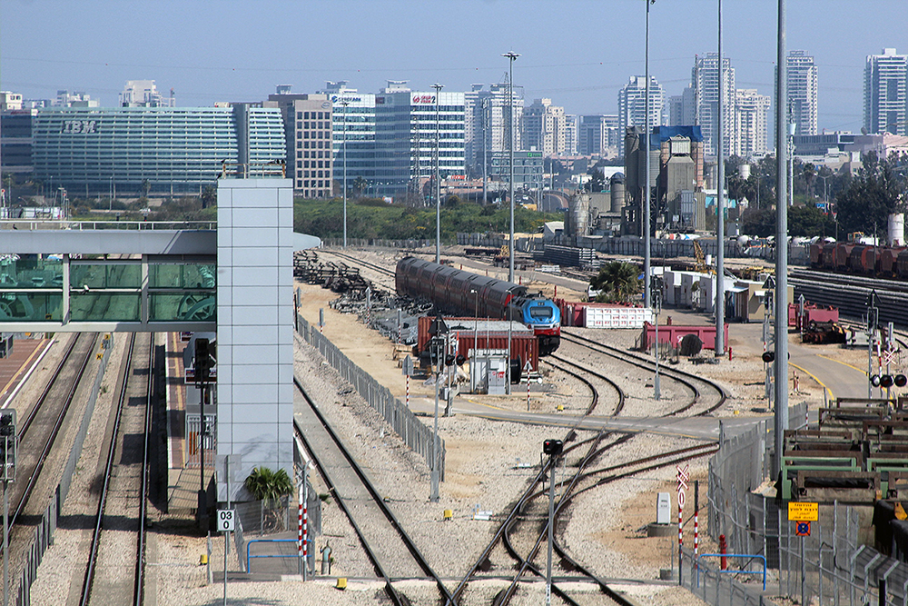 photo "Railway station" tags: travel, city, 