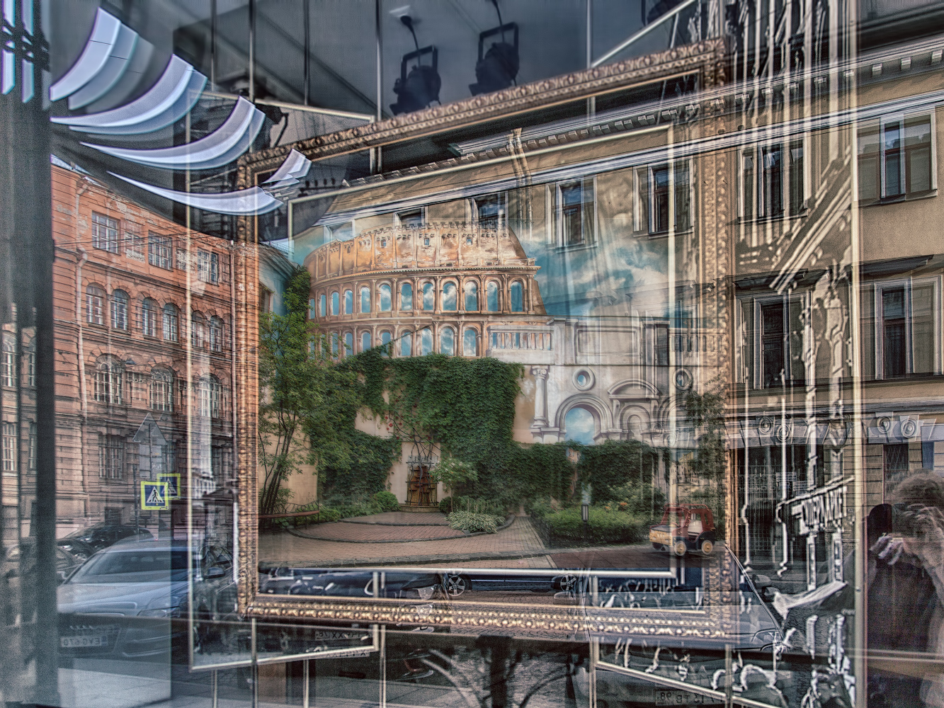 фото "Питерские картинки с Итальянской улицы..." метки: абстракция, фотомонтаж, интерьер, отражение в витрине