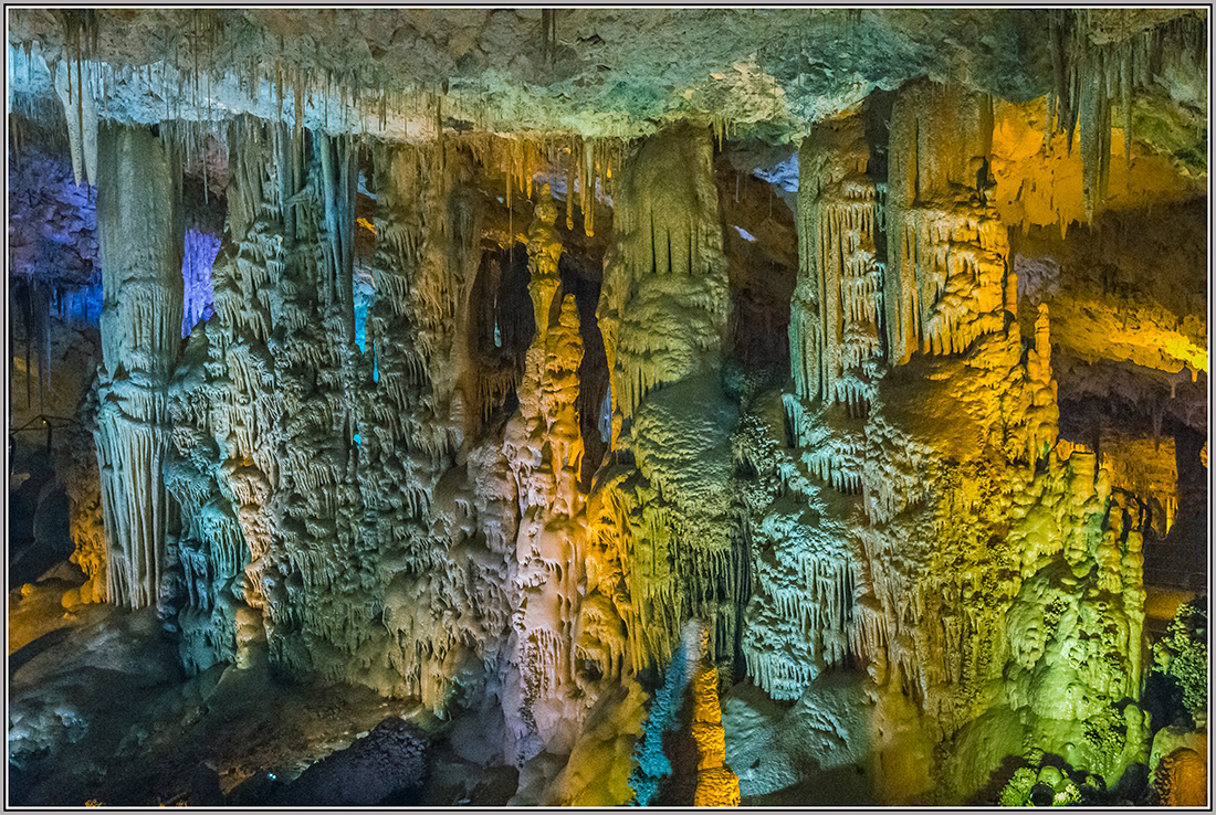 фото "Сталактиты пещеры Сорек." метки: макро и крупный план, 