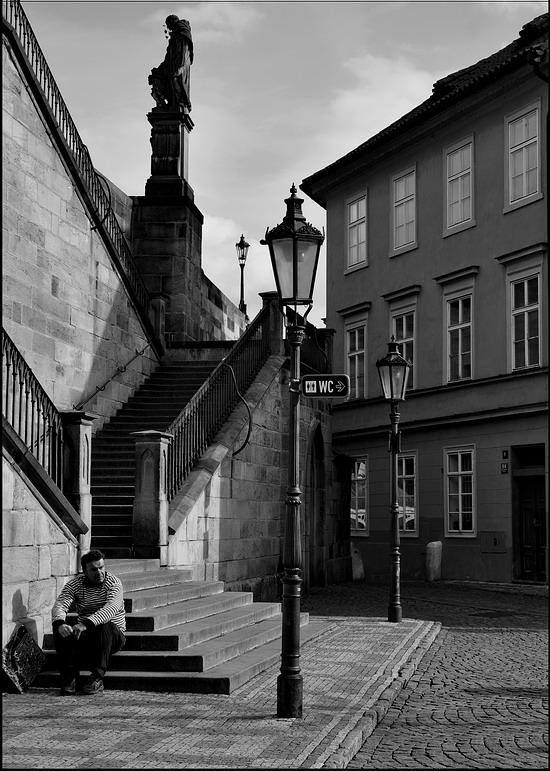 photo "У Карлова моста" tags: black&white, Prag, Prague, Praha