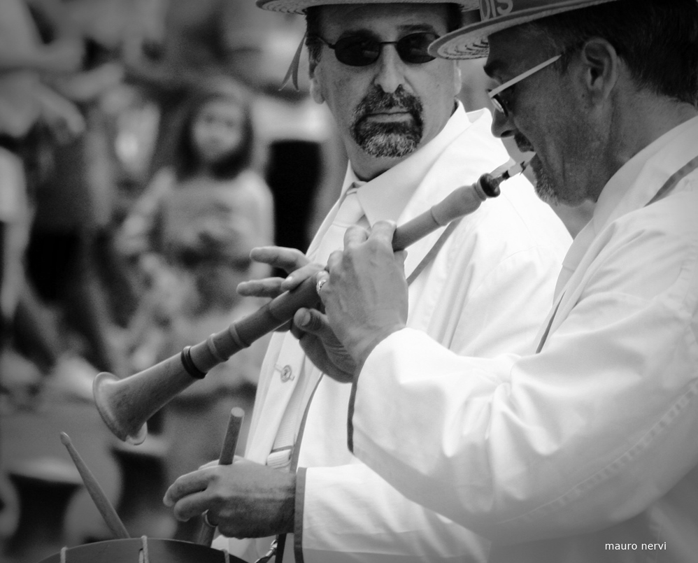 фото "in the street: musicians" метки: черно-белые, 