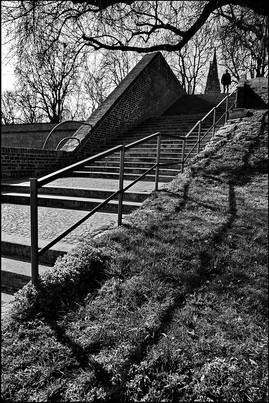 photo "Лестница и перила" tags: black&white, Prag, Prague, Praha
