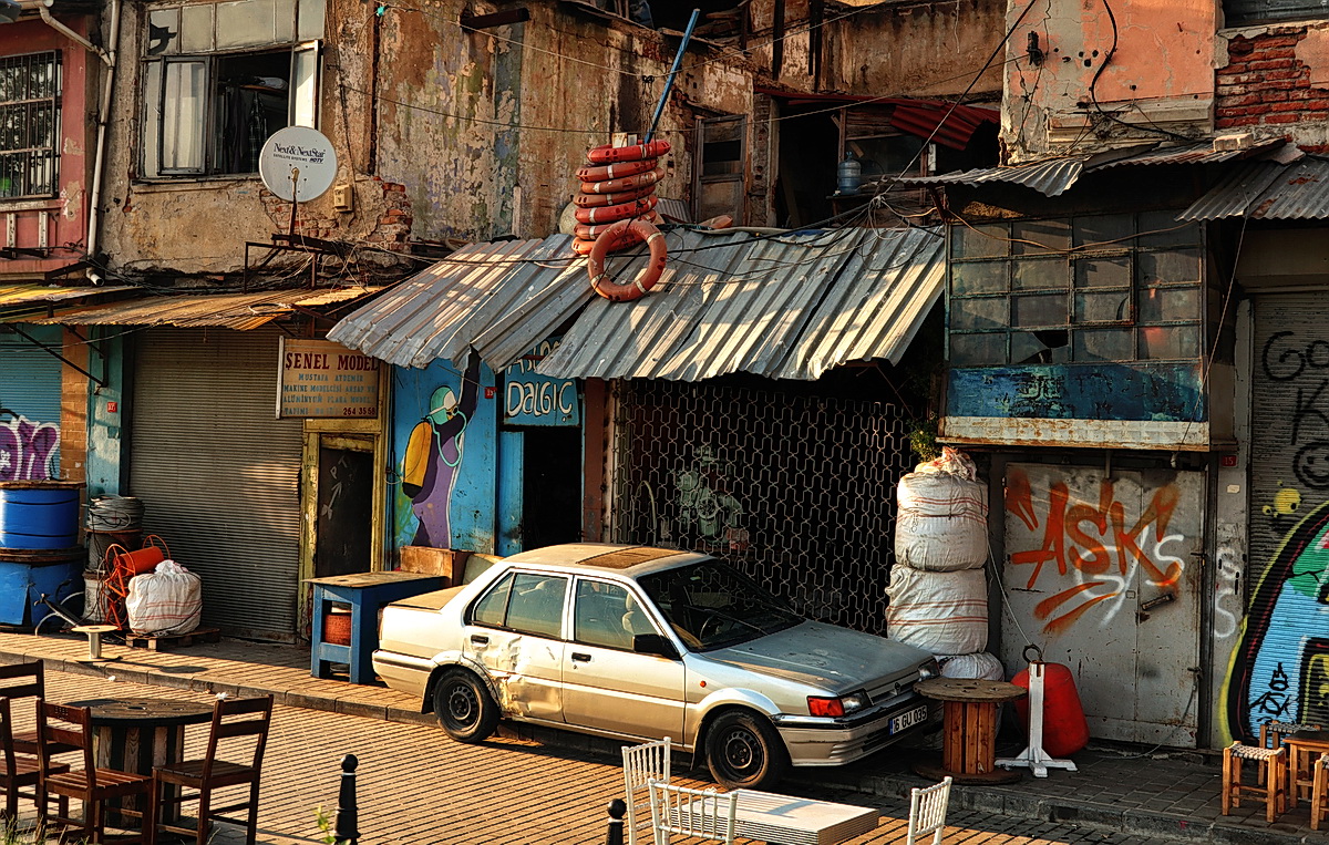 photo "Somewhere in Istanbul" tags: street, city, 