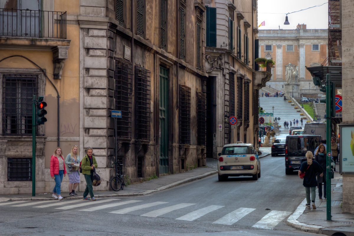 photo "***" tags: street, travel, Italy, Рим