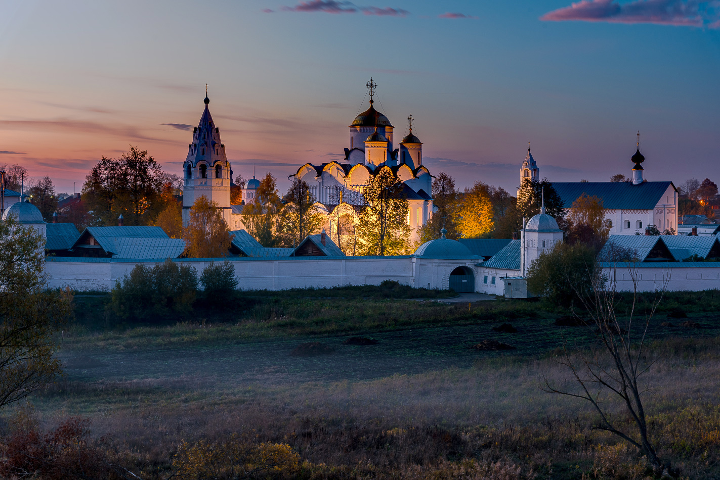 фото "Вечер" метки: архитектура, путешествия, Суздаль, вечер, закат, монастырь