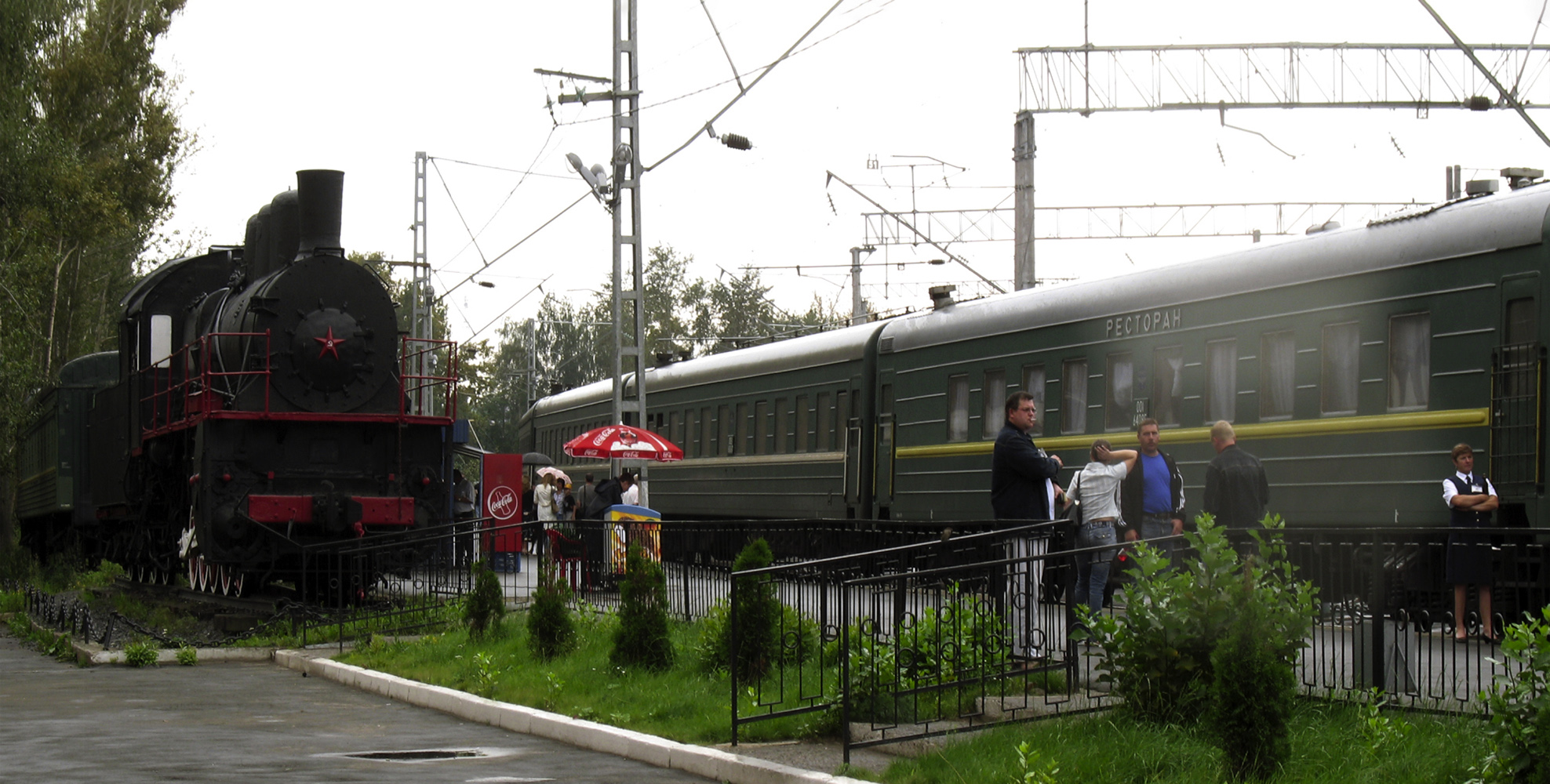фото "Петрозаводск. стоянка поезда 25 мин" метки: , 