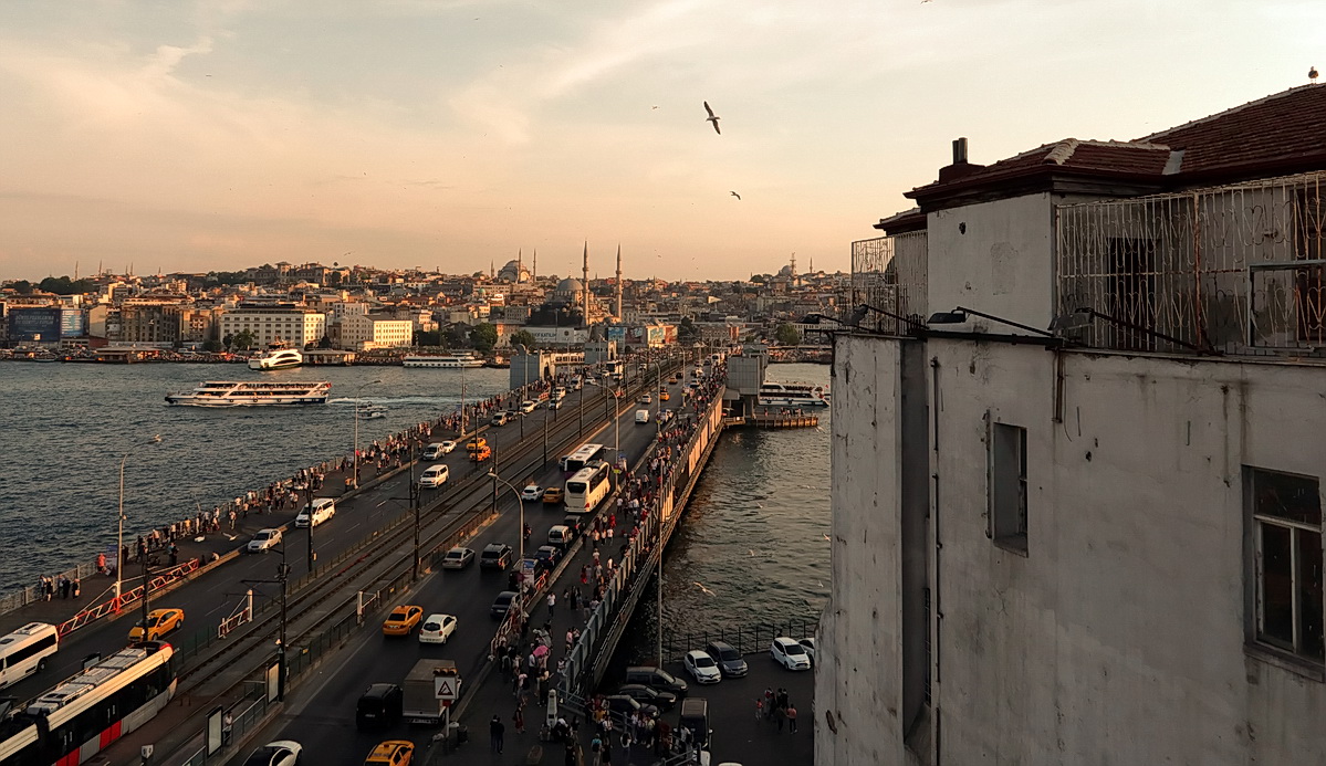 photo "Somewhere in Istanbul" tags: street, city, 