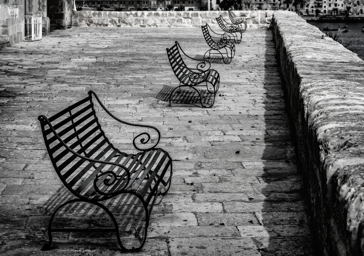 photo "Benches" tags: black&white, 