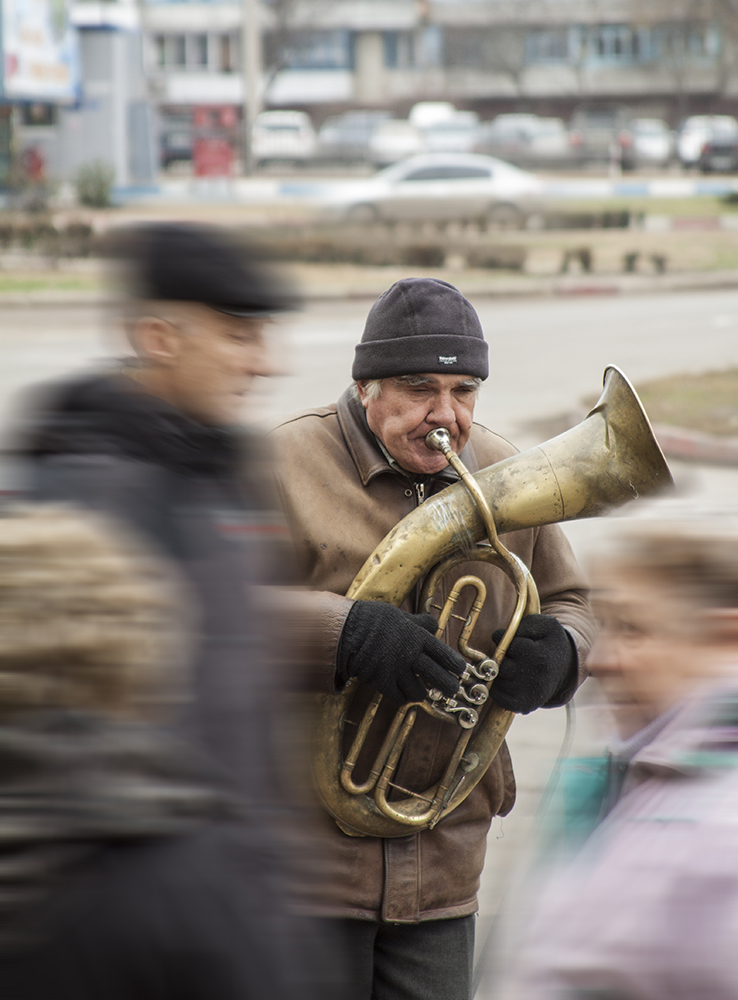 photo "***" tags: portrait, street, city, 