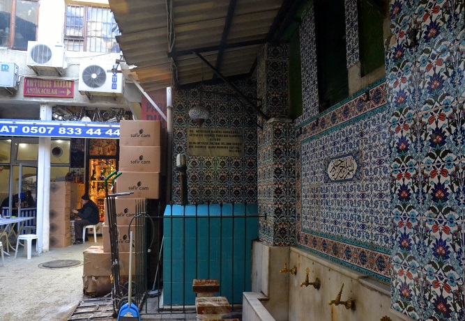 photo "***" tags: architecture, grandbazaar-kapalıçarşı/istanb