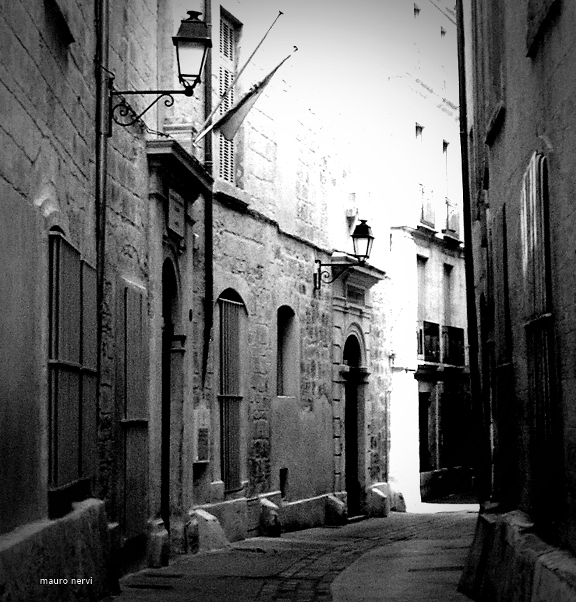 photo "old town" tags: black&white, 