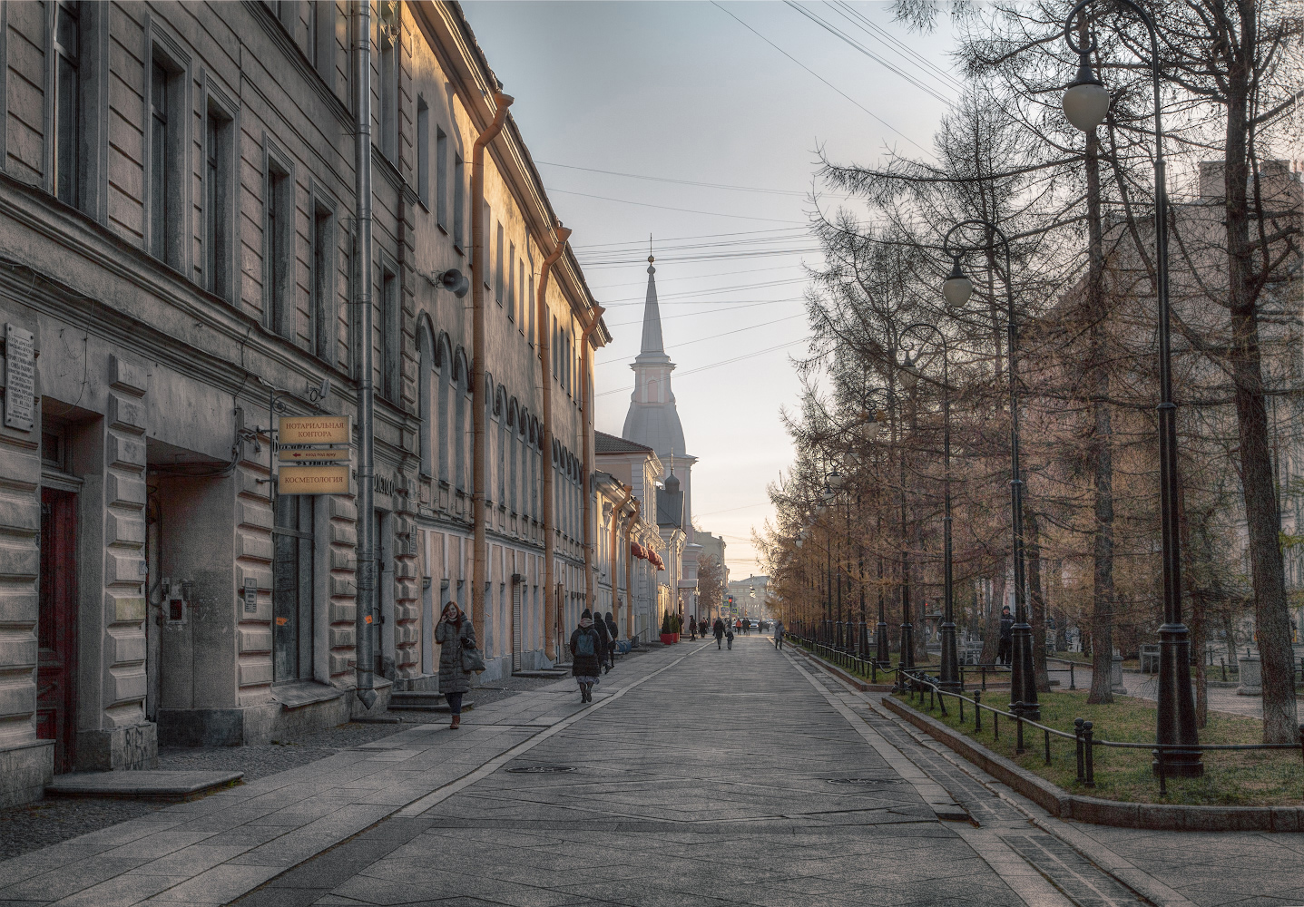 photo "***" tags: street, city, 
