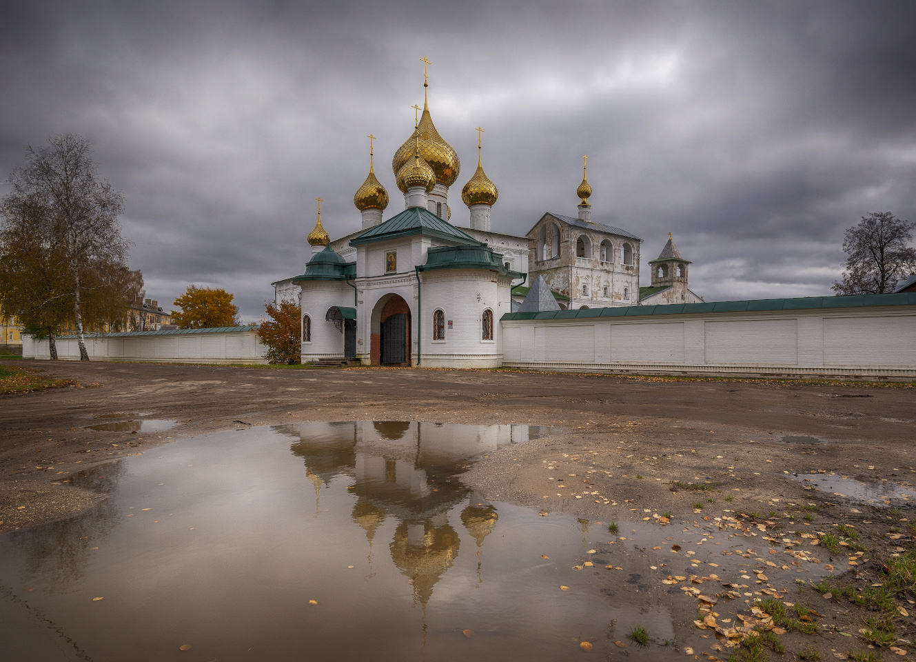 фото "Купола в России кроют чистым золотом, чтобы чаще Господь замечал..." метки: путешествия, город, архитектура, 