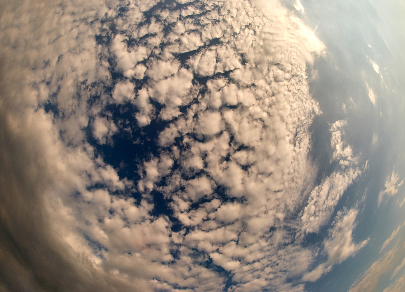 photo "***" tags: landscape, abstract, 8мм, clouds, sky, summer, синева