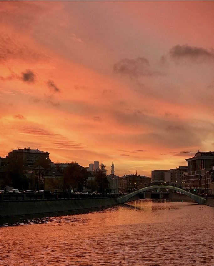 photo "The Orange Evening_pavel_bondarev_photo" tags: travel, landscape, nature, Moscow, evening, sky, summer, water, настроение