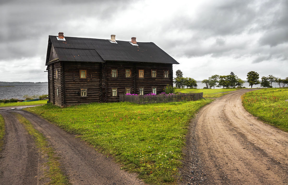 photo "***" tags: landscape, street, 