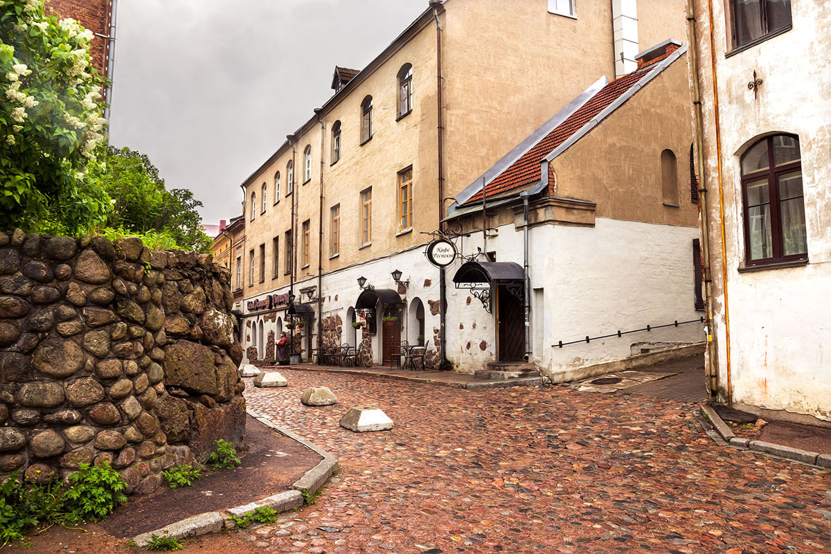 photo "***" tags: architecture, street, 