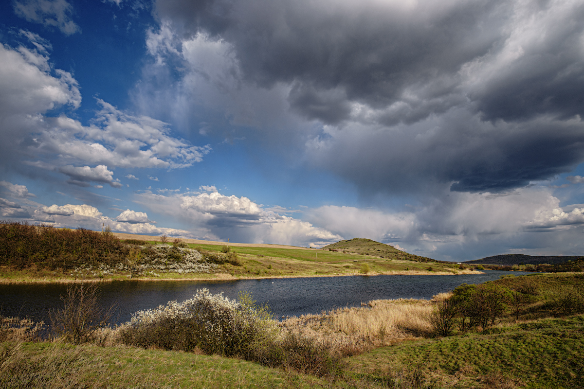 photo "Cloud landscape" tags: landscape, nature, clouds, pond, sky, spring, водоем