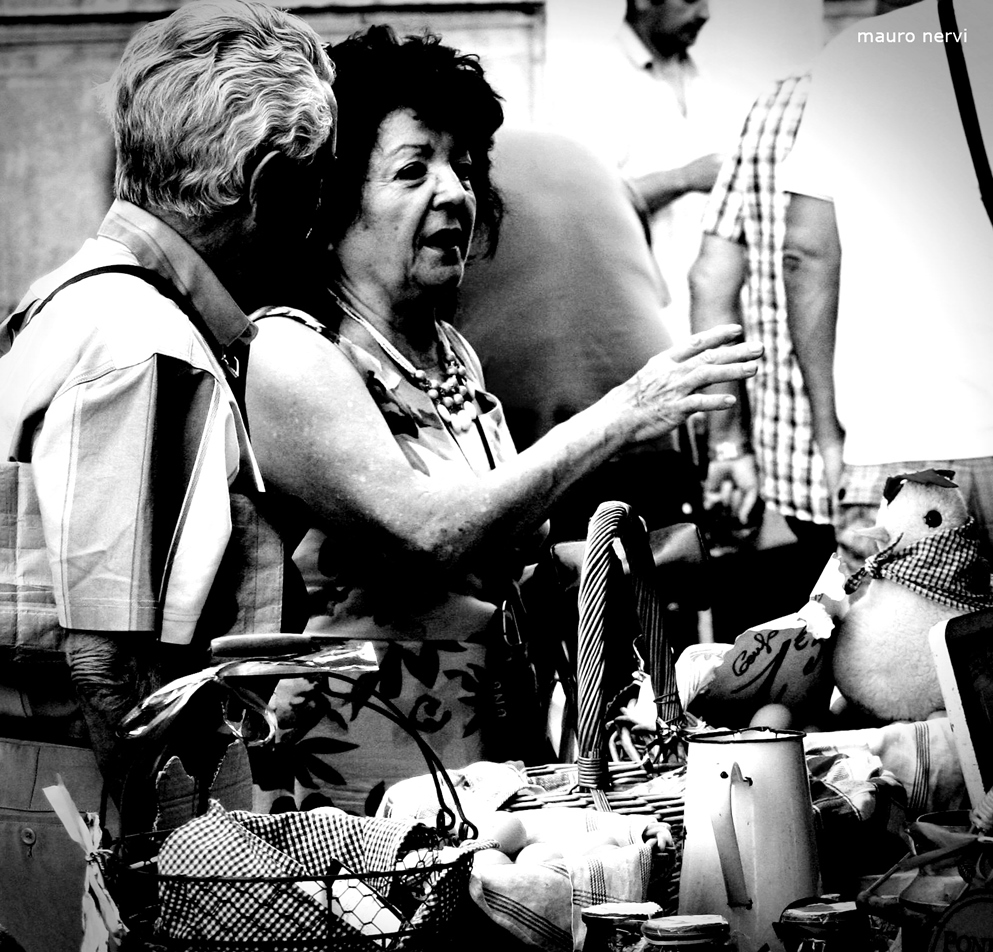 photo "market" tags: black&white, 