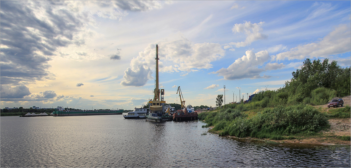 photo "Cute clouds" tags: travel, misc., clouds, summer, water, волга