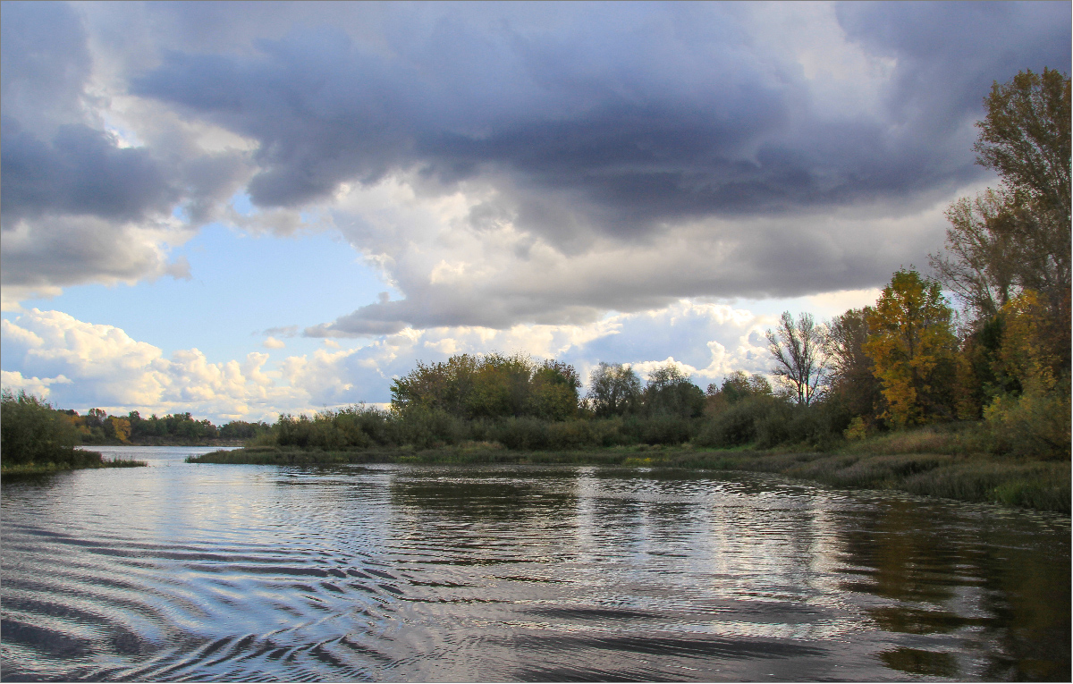 photo "On the Volga River in September" tags: landscape, travel, clouds, river, september, волга