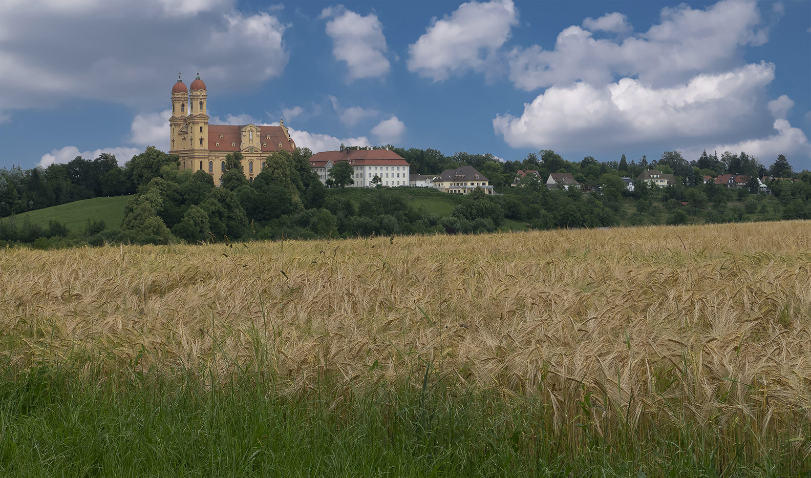 фото "Вид на Паломническую церковь в Эльвангене" метки: пейзаж, город, 