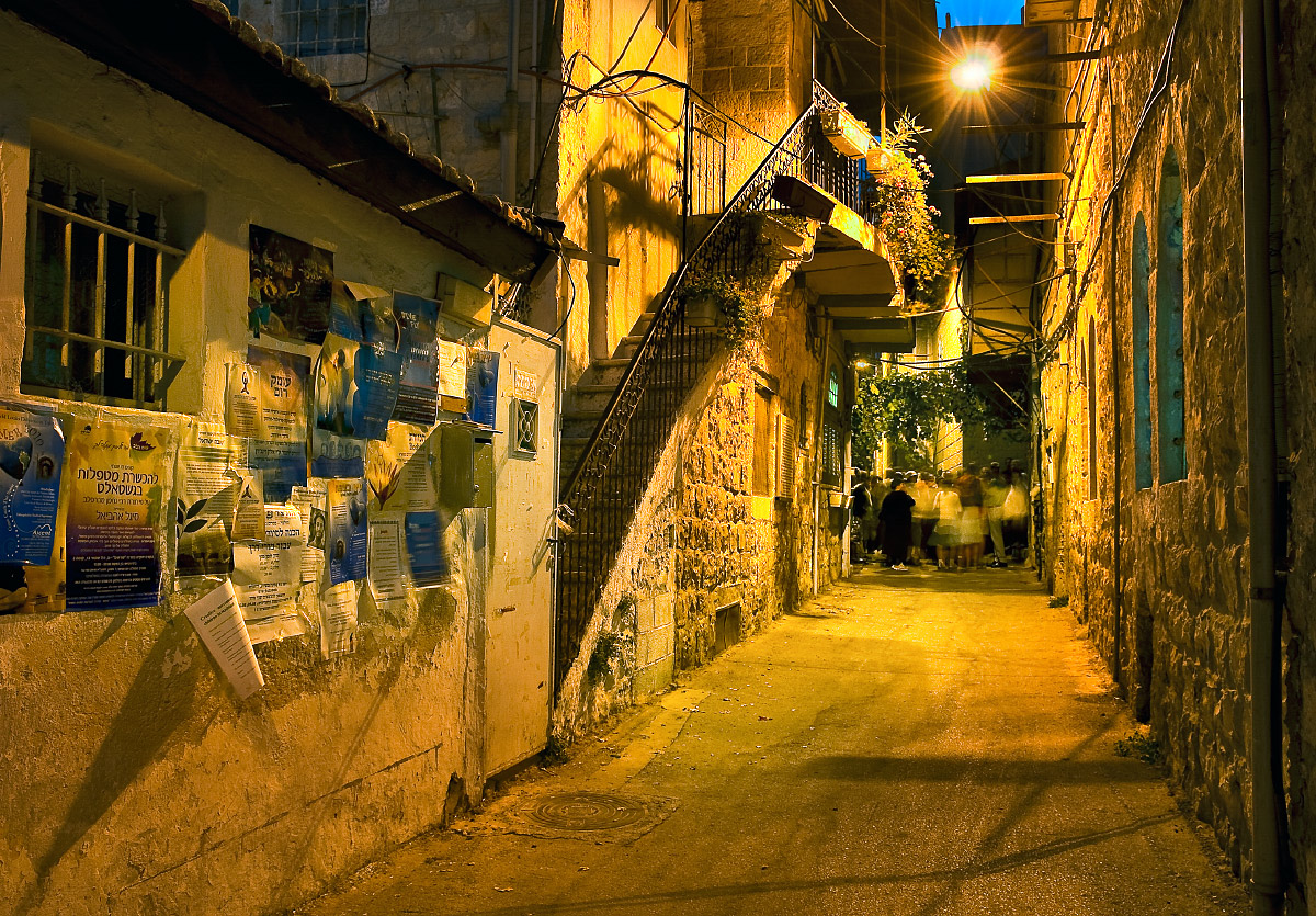 photo "***" tags: architecture, street, city, 