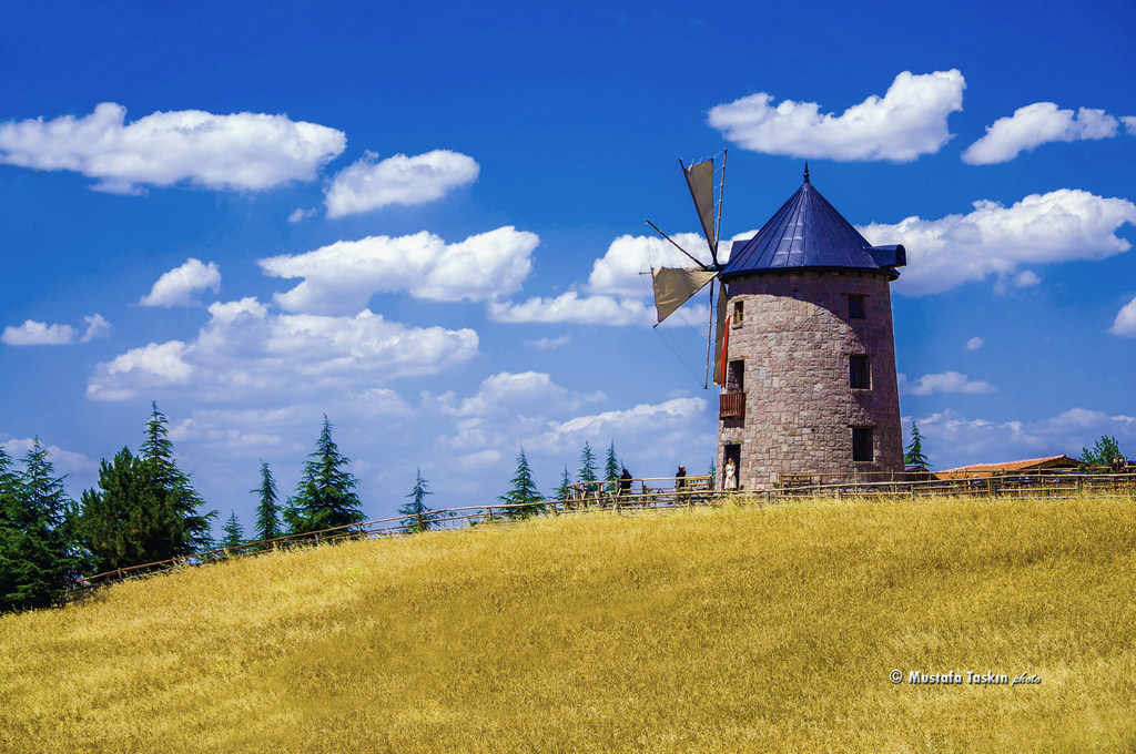 photo "Yeldeğirmeni / Windmill" tags: travel, landscape, Ankara, Gökyüzü, altınköy, açıkhava müzesi, buğday tarlası, windmill, yeldeğirmeni