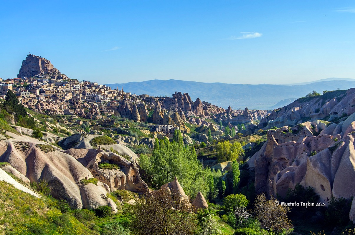 photo "Uchisar - Cappadocia" tags: travel, nature, Gökyüzü, Kapadokya, Manzara, Nevşehir, Peri Bacaları, Türkiye, Uçhisar