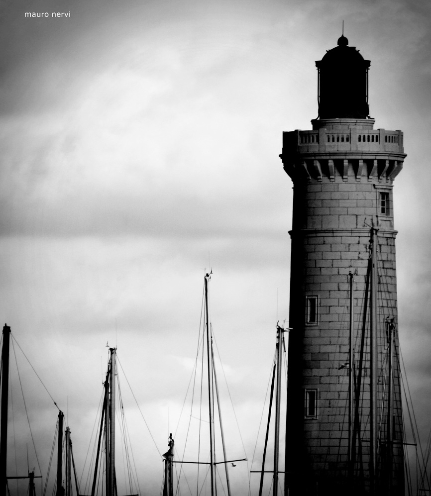 photo "the lighthouse" tags: black&white, 