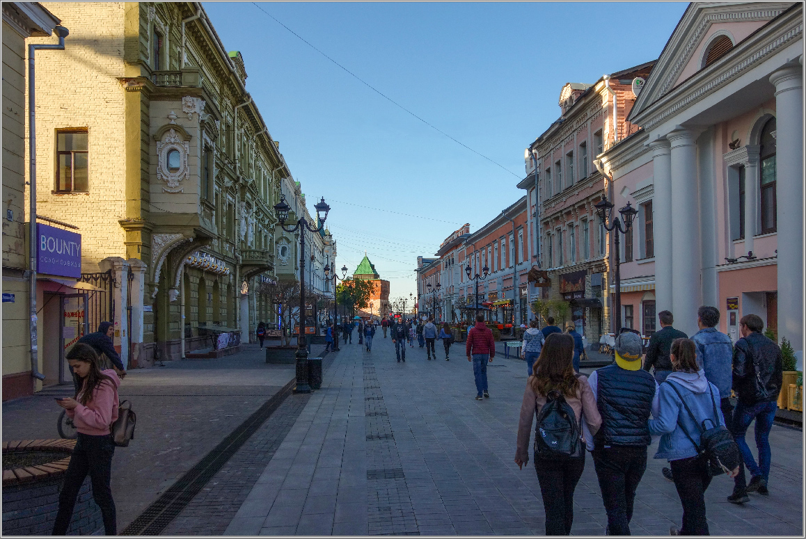 photo "N. Novgorod. Bolshaya Pokrovskaya Street." tags: reporting, architecture, street, summer, большая покровская, нижний новгород