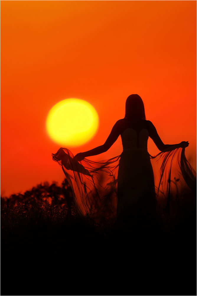 photo "***" tags: landscape, nature, misc., evening, field, girl, sky, summer, sun, sunset, красный