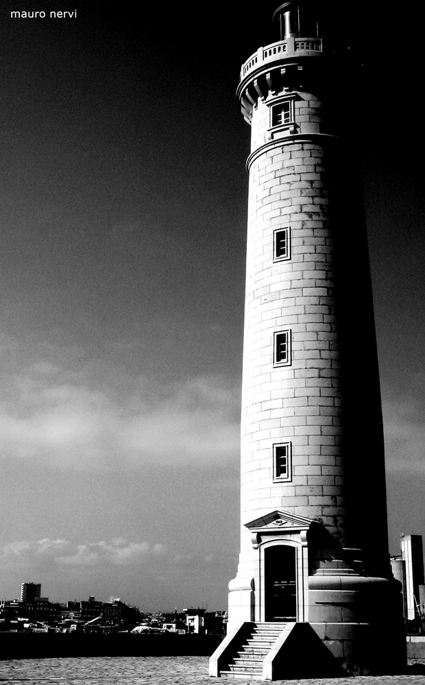 photo "the lighthouse" tags: black&white, 