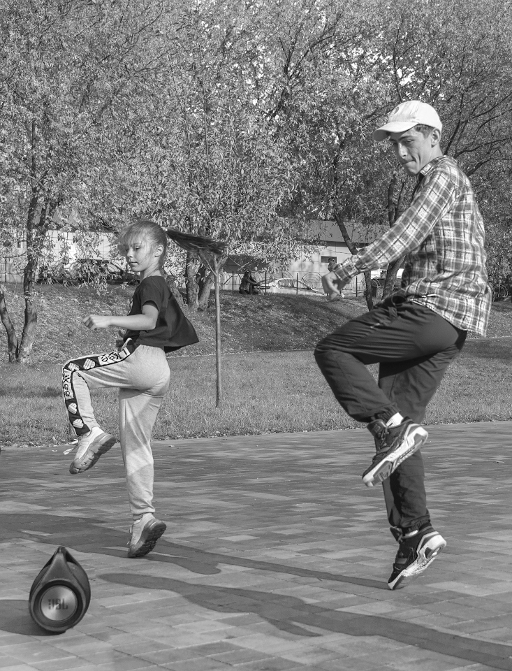 photo "***" tags: reporting, street, black&white, 