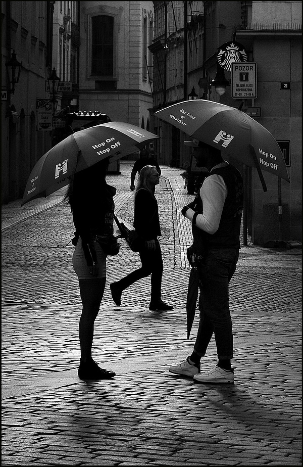 photo "Люди" tags: black&white, Prag, Prague, Praha