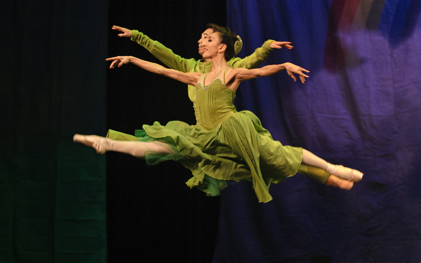 photo "Flight to the light" tags: genre, ballet ballerina dance perform