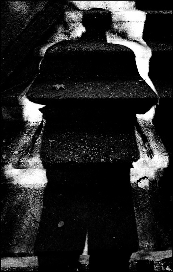 photo "Лестница и тени" tags: black&white, Prag, Prague, Praha