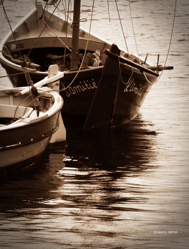 photo "boats" tags: street, 